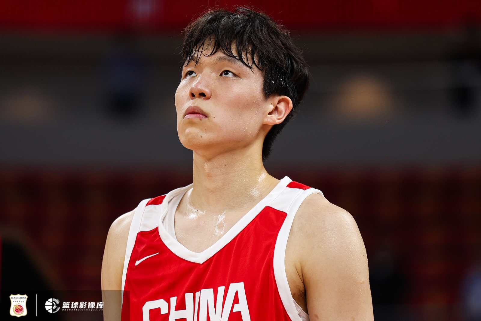 媒体人：杨瀚森国家队第三中锋，世预赛应以继伟大秋为核心